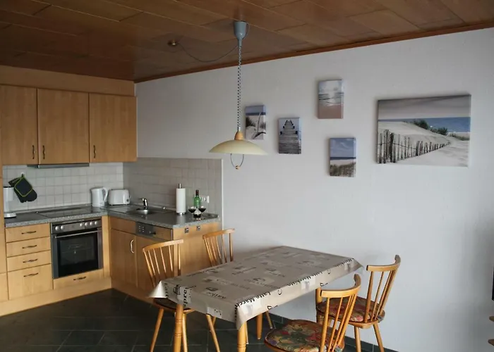 Wangeroogeweg 3a שיליג